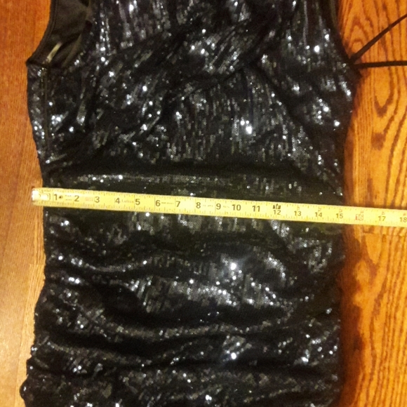 Forever Unique sequin dress - Picture 7 of 8